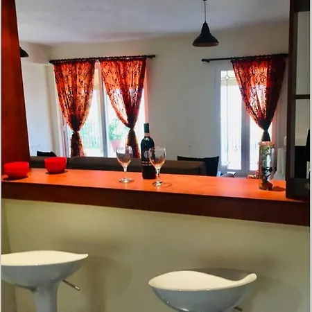 Ionian Queen Apartment Pigadhakia